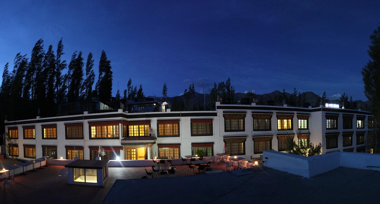 Hotel Mandala Leh Zewnętrze zdjęcie
