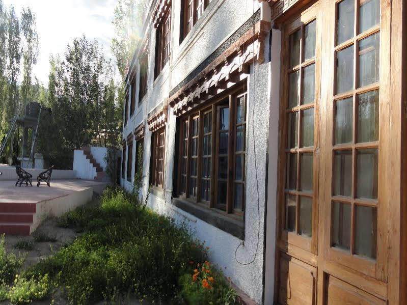 Hotel Mandala Leh Zewnętrze zdjęcie