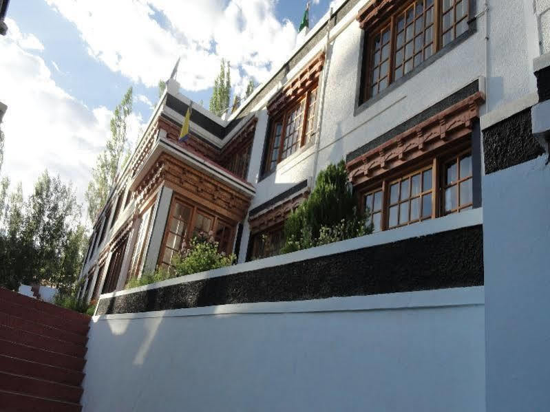 Hotel Mandala Leh Zewnętrze zdjęcie